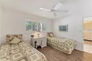 240 Santa Maria St, Venice, FL 34285 - Photo 30