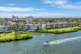 240 Santa Maria St, Venice, FL 34285 - Photo 36