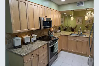 5770 Ashton Lake Drive #8, Sarasota, FL 34231 - Photo 8