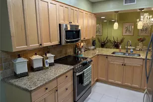 5770 Ashton Lake Dr, Sarasota, FL 34231 - Photo 8