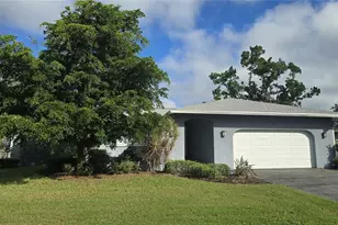 147 Adair Ave, Sarasota, FL 34243 - Photo 2
