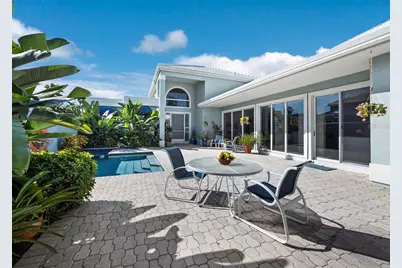 3543 Mistletoe Lane, Longboat Key, FL 34228 - Photo 4