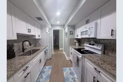 143 Whispering Sands Drive #N/A, Sarasota, FL 34242 - Photo 2