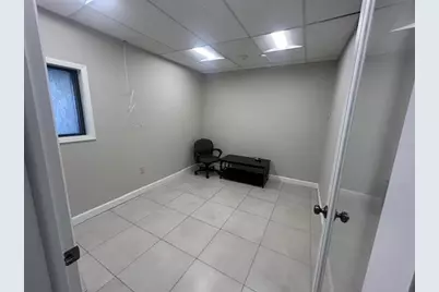 2063 Main Street #102, Sarasota, FL 34237 - Photo 4