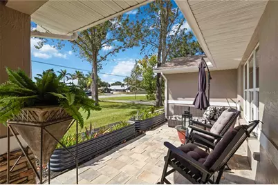 4913 37th Street East, Bradenton, FL 34203 - Photo 6