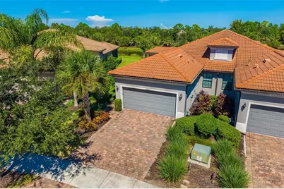 12272 Marsh Pointe Road, Sarasota, FL 34238 - Photo 4