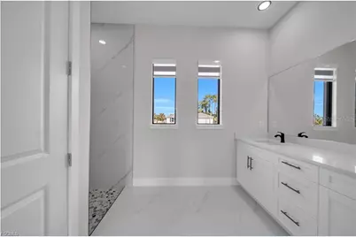 2900 Bruce Avenue S, Lehigh Acres, FL 33976 - Photo 30