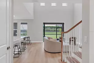 8609 Evening Dr, Sarasota, FL 34241 - Photo 4