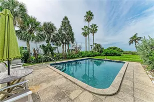 4473 Gulf of Mexico Dr, Longboat Key, FL 34228 - Photo 38