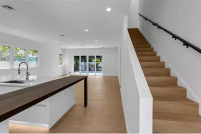 2516 Browning Street, Sarasota, FL 34237 - Photo 10