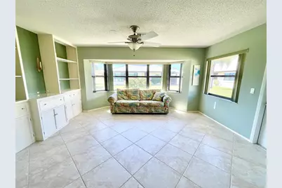 126 Sandstone Circle, Venice, FL 34293 - Photo 18