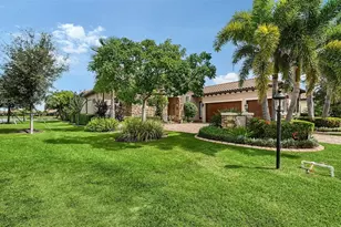 15805 Castle Park Terrace, Lakewood Ranch, FL 34202 - Photo 8