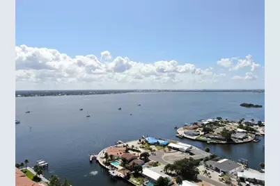 10005 W Manatee Avenue W, Bradenton, FL 34209 - Photo 12