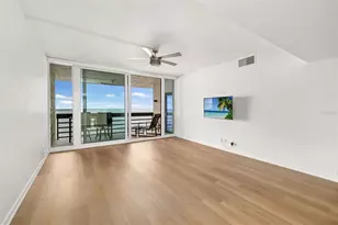 1135 Gulf of Mexico Dr, Longboat Key, FL 34228 - Photo 8