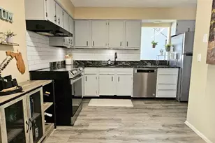 2232 Bahia Vista St, Sarasota, FL 34239 - Photo 20