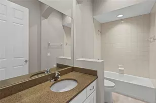 8134 Santa Rosa Ct, Sarasota, FL 34243 - Photo 30