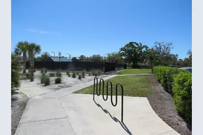 4939 Lakescene Place, Sarasota, FL 34243 - Photo 42