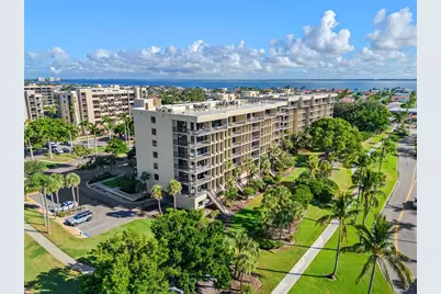 1065 Gulf Of Mexico Drive #402, Longboat Key, FL 34228 - Photo 42