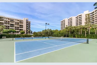 1065 Gulf Of Mexico Drive #402, Longboat Key, FL 34228 - Photo 34
