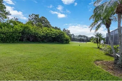 343 Londonderry Drive, Sarasota, FL 34240 - Photo 48