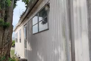 2113 Illinois Ave, Bradenton, FL 34207 - Photo 2