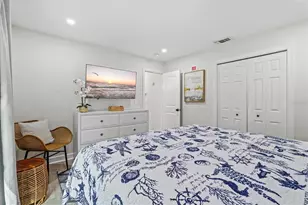 8106 Gulf Dr, Holmes Beach, FL 34217 - Photo 22