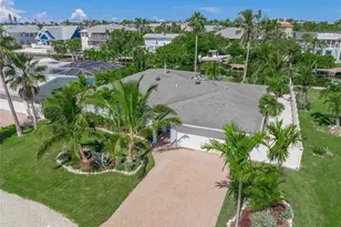 518 74th St, Holmes Beach, FL 34217 - Photo 2