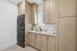 4833 Featherbed Ln, Sarasota, FL 34242 - Photo 30