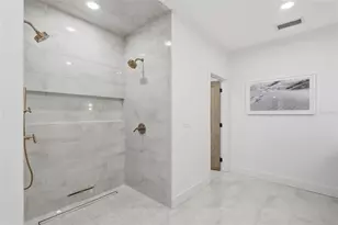 4833 Featherbed Ln, Sarasota, FL 34242 - Photo 40