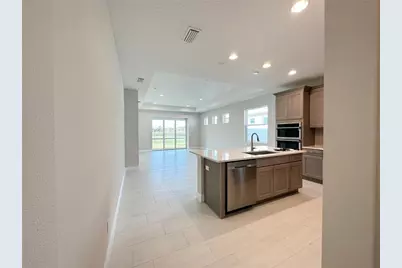 10716 Klee Avenue, Bradenton, FL 34212 - Photo 4