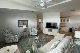 165 Lakeview Dr, Palmetto, FL 34221 - Photo 8