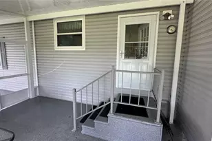 165 Lakeview Dr, Palmetto, FL 34221 - Photo 28