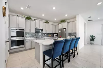 3419 74th Avenue Circle E, Sarasota, FL 34243 - Photo 18