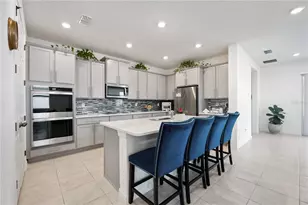 3419 74th Ave Cir E, Sarasota, FL 34243 - Photo 18