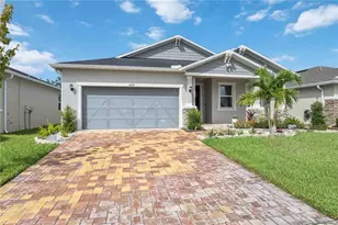 3419 74th Ave Cir E, Sarasota, FL 34243 - Photo 4