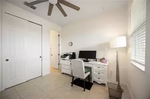 3419 74th Ave Cir E, Sarasota, FL 34243 - Photo 36