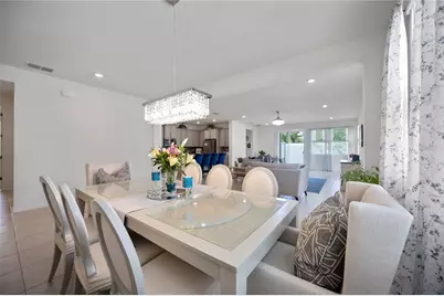 3419 74th Avenue Circle E, Sarasota, FL 34243 - Photo 12