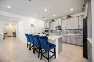 3419 74th Ave Cir E, Sarasota, FL 34243 - Photo 16