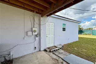 205 NE Martin Dr NE, Port Charlotte, FL 33952 - Photo 10