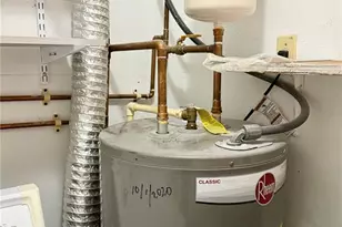 205 NE Martin Dr NE, Port Charlotte, FL 33952 - Photo 36