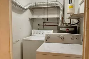 205 NE Martin Dr NE, Port Charlotte, FL 33952 - Photo 28