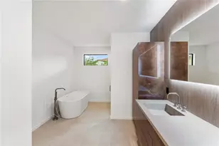 1759 Waldemere St, Sarasota, FL 34239 - Photo 44