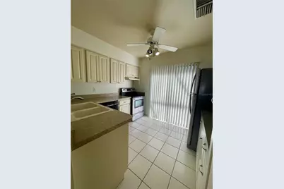 2671 Greenbelt Yard #N2, Sarasota, FL 34235 - Photo 8