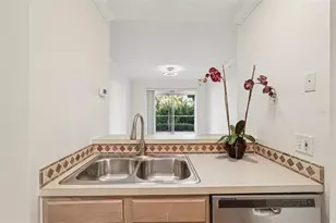 4256 Central Sarasota Pkwy, Sarasota, FL 34238 - Photo 12