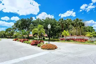 7320 Golf Pointe Cir, Sarasota, FL 34243 - Photo 60