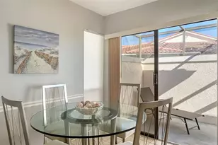 7320 Golf Pointe Cir, Sarasota, FL 34243 - Photo 30