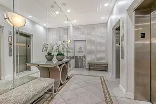 1212 Benjamin Franklin Dr, Sarasota, FL 34236 - Photo 4