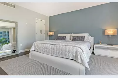 1212 Benjamin Franklin Drive #305, Sarasota, FL 34236 - Photo 26