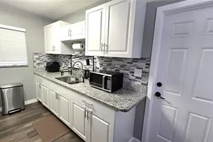 904 Orlando Ave, Bradenton, FL 34207 - Photo 4