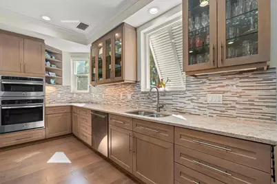3942 Hamilton Club Circle #13, Sarasota, FL 34242 - Photo 20